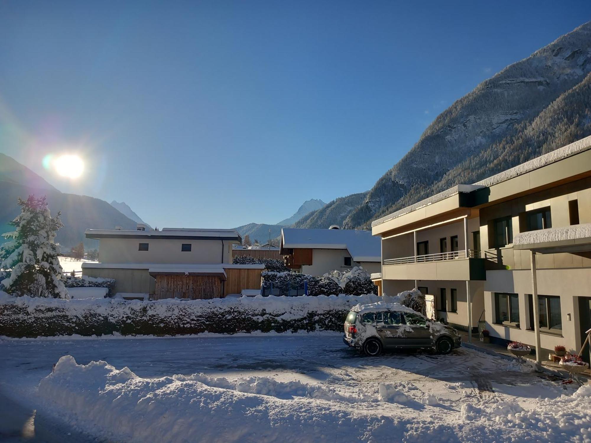 Myhome Apartments Umhausen Exterior foto